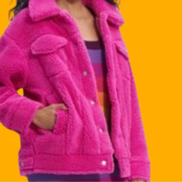 UGG- Frankie Trucker Jacket-ONLY 1 LEFT - Picture 3 of 5